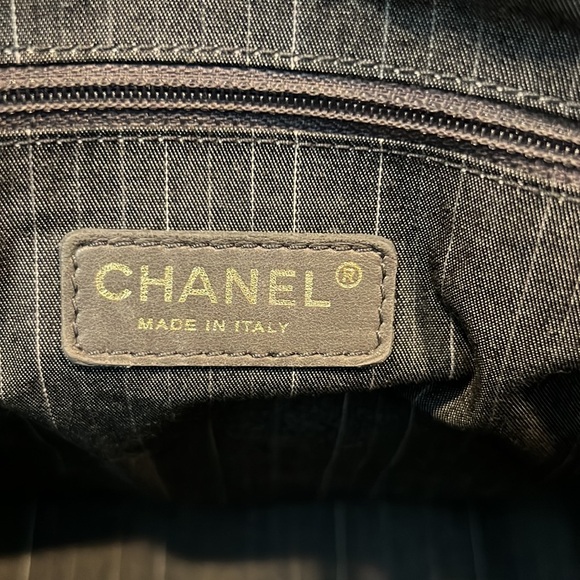 Authentic Chanel Portobello tote- great condition! - Picture 7 of 11